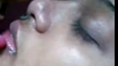 Chơi gái phim xech moi dildo