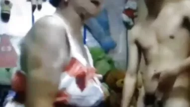 Mau, Đen với sự tham gia của Ông, xech tre da Đen, Là Bà này