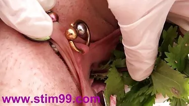 Cổ phim xecg y tá tóc vàng và đôi